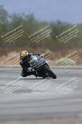 media/Sep-21-2025-Race Pace (Sun) [[98bf33ef95]]/Non Verified/4-Turn 3 (910am)/